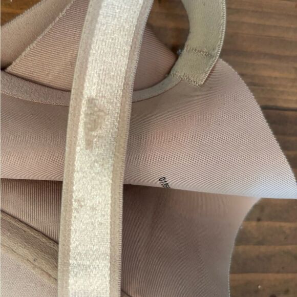 WARNERS SIZE 40D NO SIDE EFFECTS UNDER ARM SMOOTHING COMFORT UNDERWIRE BRA - Picture 8 of 9